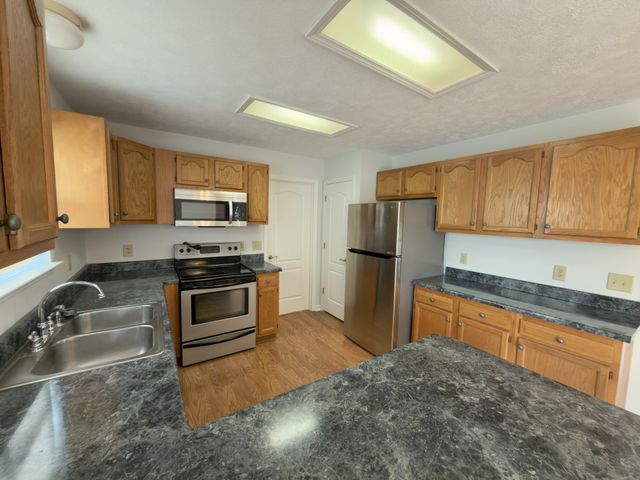 90 Heather Hts, Bradyville, TN 37026