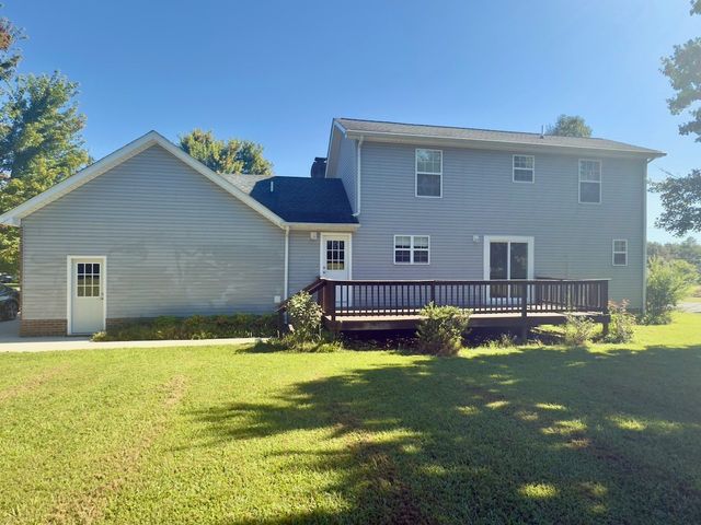 90 Heather Hts, Bradyville, TN 37026