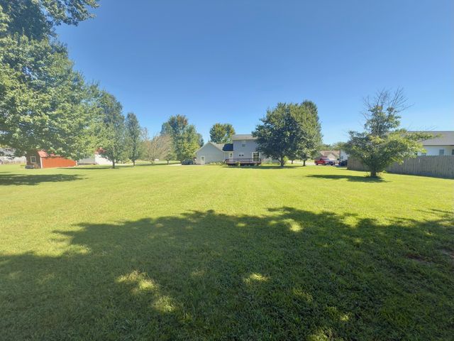 90 Heather Hts, Bradyville, TN 37026