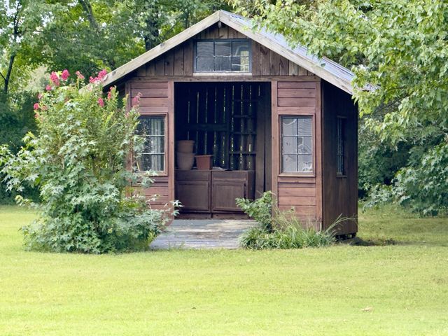90 Heather Hts, Bradyville, TN 37026