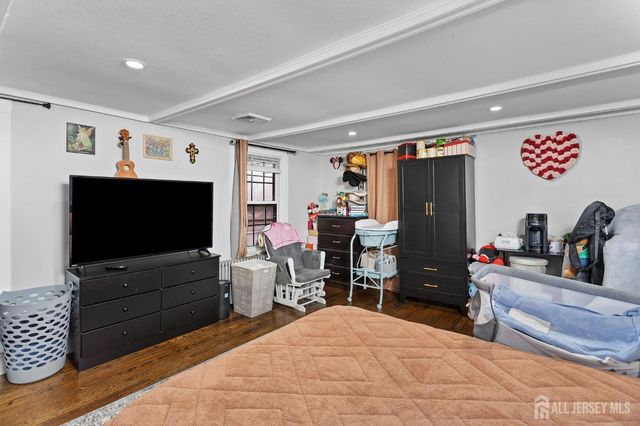11 Main Street, Englishtown, NJ 07726