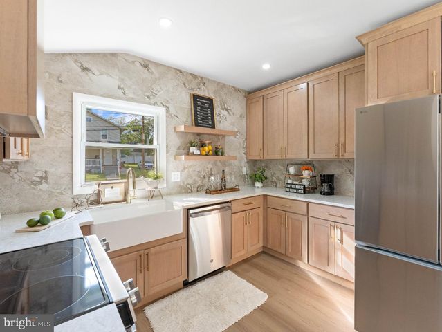 36 MOTT ST, Lawnside, NJ 08045