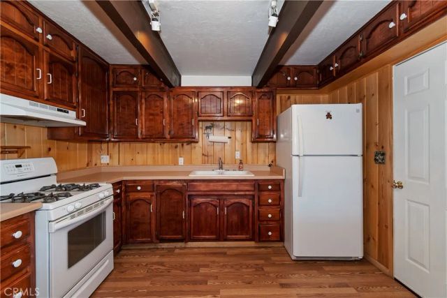 47115 Sky View Drive, Big Bear City, CA 92314