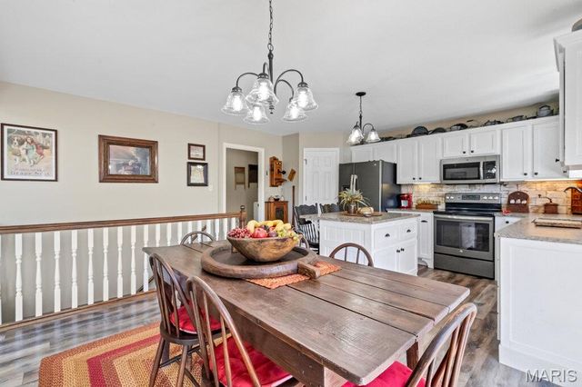 3193 Moss Pointe Drive, St Charles, MO 63303