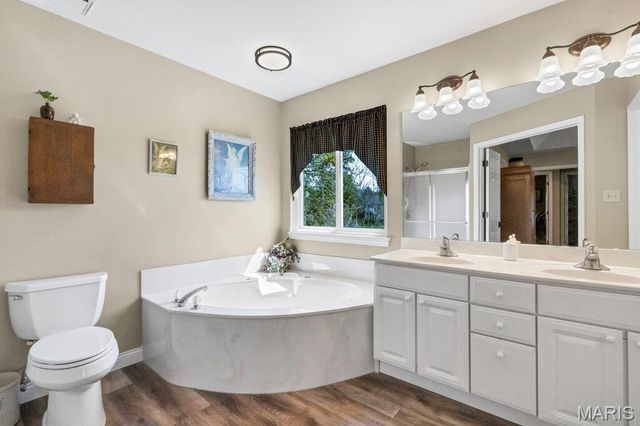 3193 Moss Pointe Drive, St Charles, MO 63303