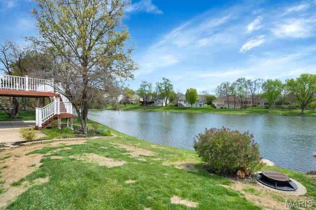 3193 Moss Pointe Drive, St Charles, MO 63303