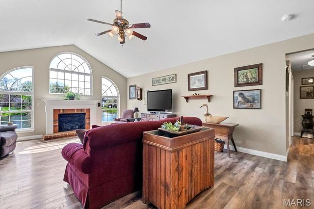 3193 Moss Pointe Drive, St Charles, MO 63303