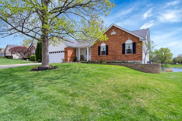 3193 Moss Pointe Drive, St Charles, MO 63303