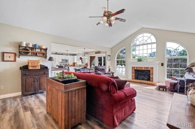 3193 Moss Pointe Drive, St Charles, MO 63303