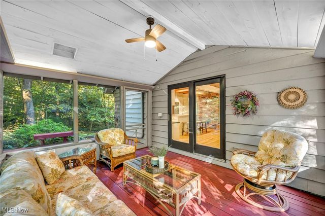 8405 Lucerne Drive, Chagrin Falls, OH 44023