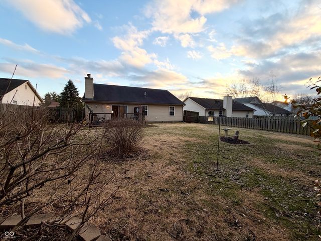 1019 E Killian Drive, Mooresville, IN 46158