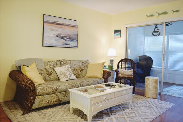 1016 DE SOTO DRIVE, Dunedin, FL 34698