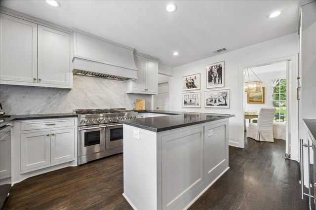 2439 Stanmore Drive, Houston, TX 77019