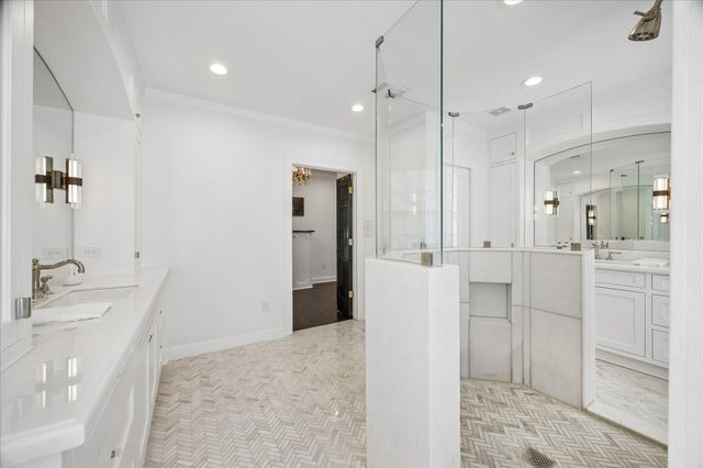 2439 Stanmore Drive, Houston, TX 77019