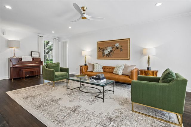 2439 Stanmore Drive, Houston, TX 77019