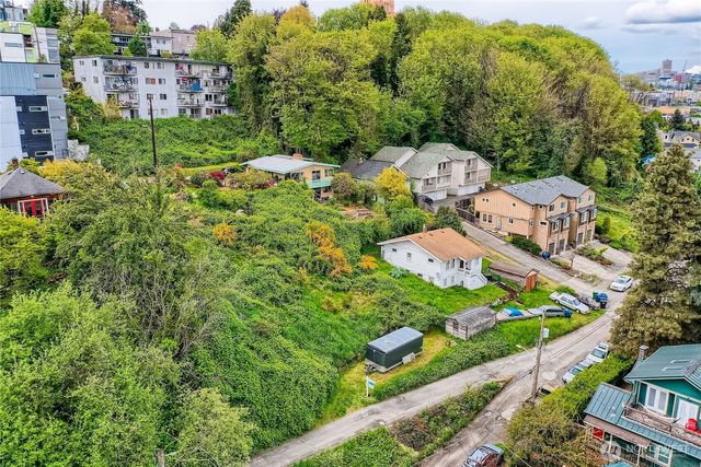 132 X 16th Avenue S, Seattle, WA 98144