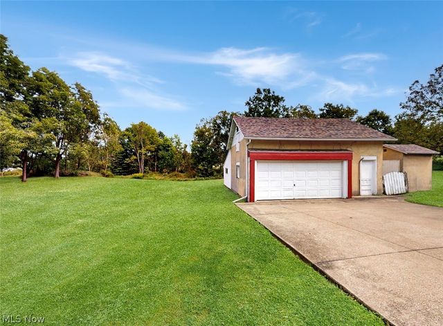 6201 Richville Drive SW, Navarre, OH 44662