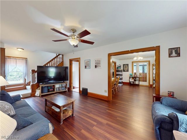 6201 Richville Drive SW, Navarre, OH 44662