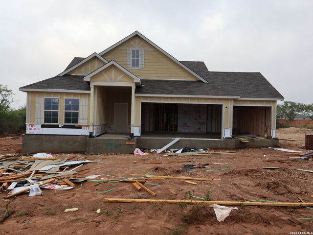 104 Greeley Drive, Floresville, TX 78114