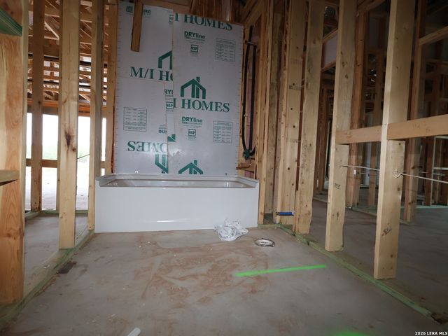104 Greeley Drive, Floresville, TX 78114