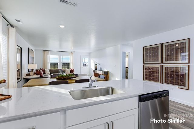 3105 N Kankakee Way, Kuna, ID 83634