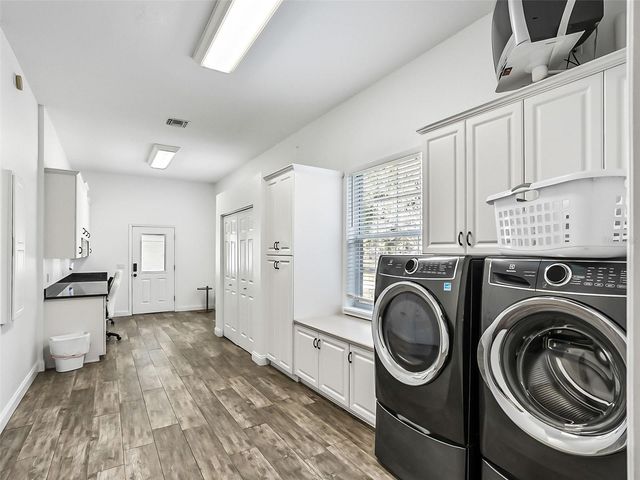 880 NW 70TH TERRACE, Ocala, FL 34482