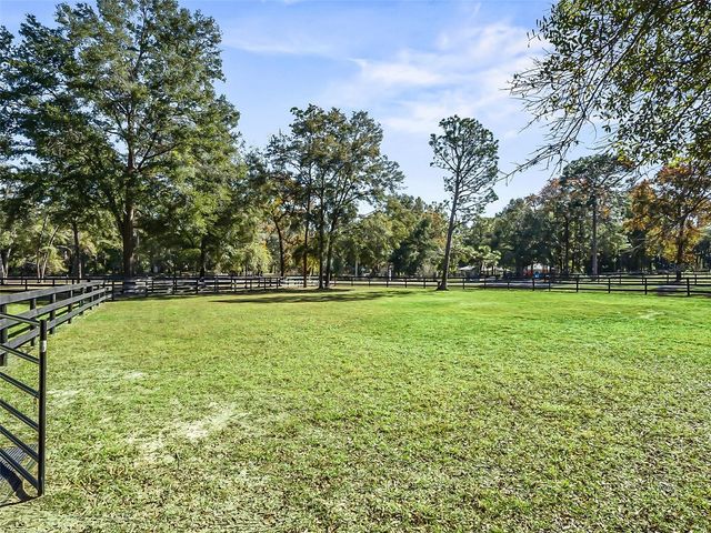 880 NW 70TH TERRACE, Ocala, FL 34482