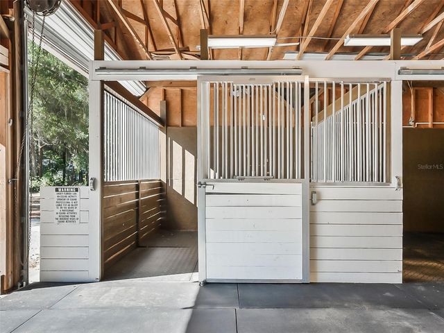 880 NW 70TH TERRACE, Ocala, FL 34482