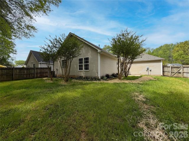 5406 Starflower Drive, Charlotte, NC 28215