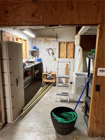 909 Tangelo Drive, La Feria, TX 78559