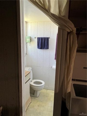 909 Tangelo Drive, La Feria, TX 78559