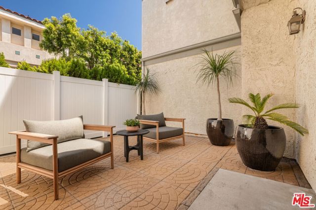 2603 Voorhees Avenue A, Redondo Beach, CA 90278