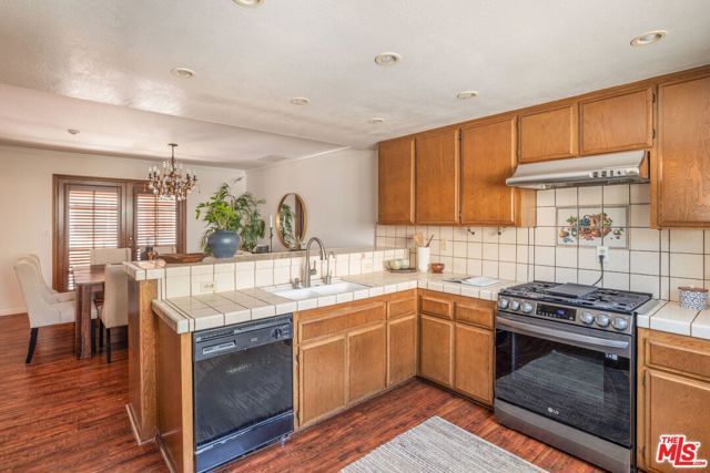 2603 Voorhees Avenue A, Redondo Beach, CA 90278