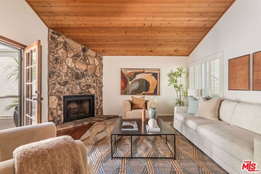 2603 Voorhees Avenue A, Redondo Beach, CA 90278