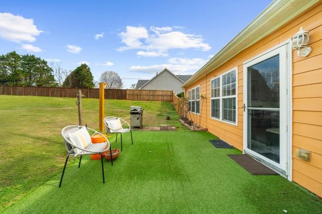 8565 Meadowgrove Lane, Gainesville, GA 30506