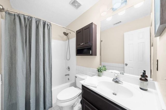8565 Meadowgrove Lane, Gainesville, GA 30506