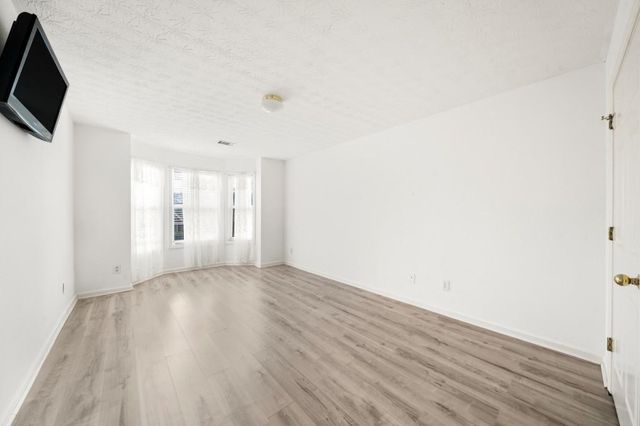 8565 Meadowgrove Lane, Gainesville, GA 30506