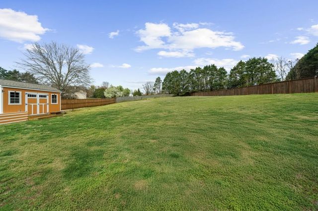 8565 Meadowgrove Lane, Gainesville, GA 30506