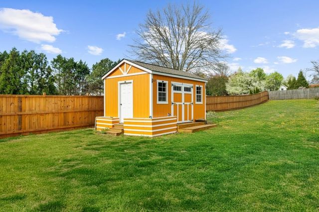 8565 Meadowgrove Lane, Gainesville, GA 30506