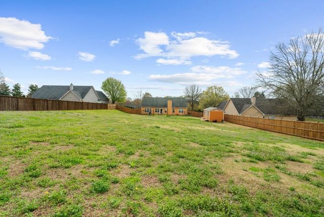 8565 Meadowgrove Lane, Gainesville, GA 30506
