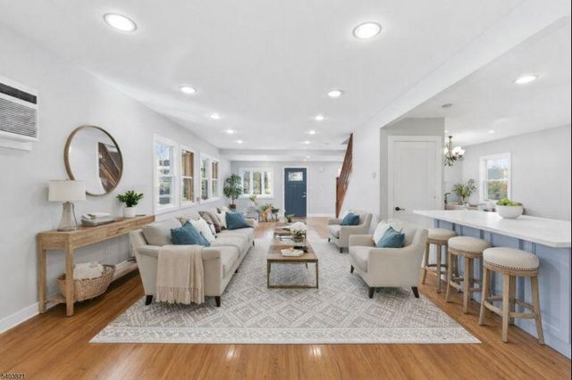 64 Harrison St, Little Falls Twp., NJ 07424