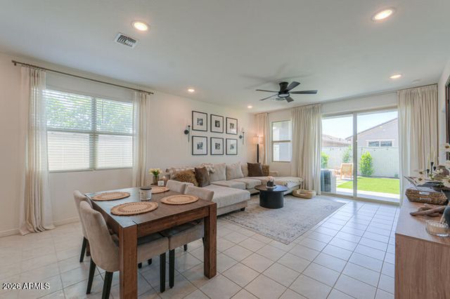 40105 W CAREY Drive, Maricopa, AZ 85138