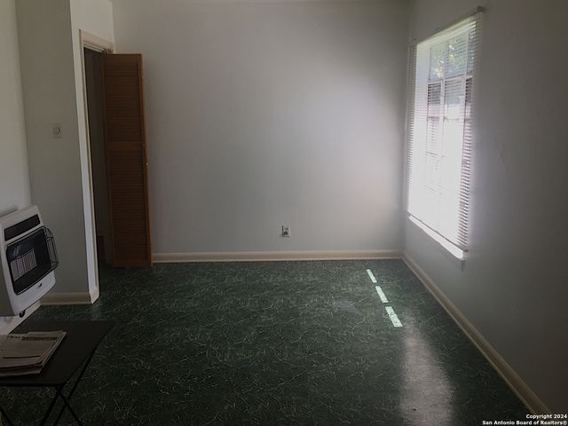 260 KENMAR DR, San Antonio, TX 78220