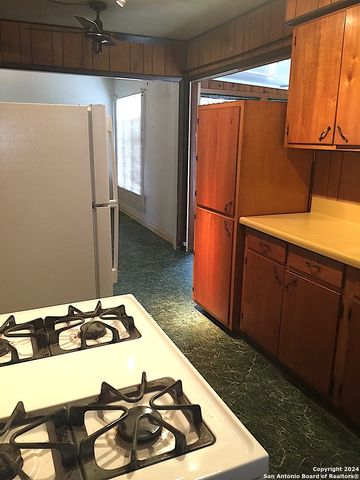 260 KENMAR DR, San Antonio, TX 78220