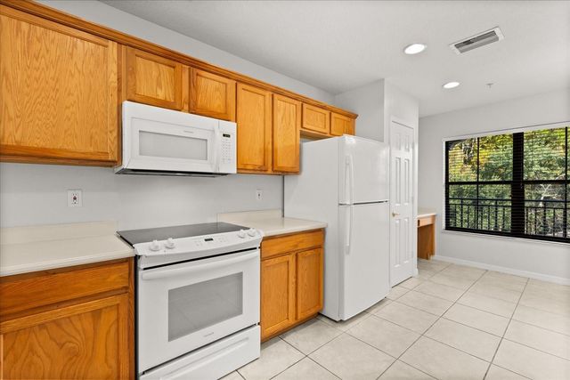 909 WATERSIDE LANE 307, Celebration, FL 34747
