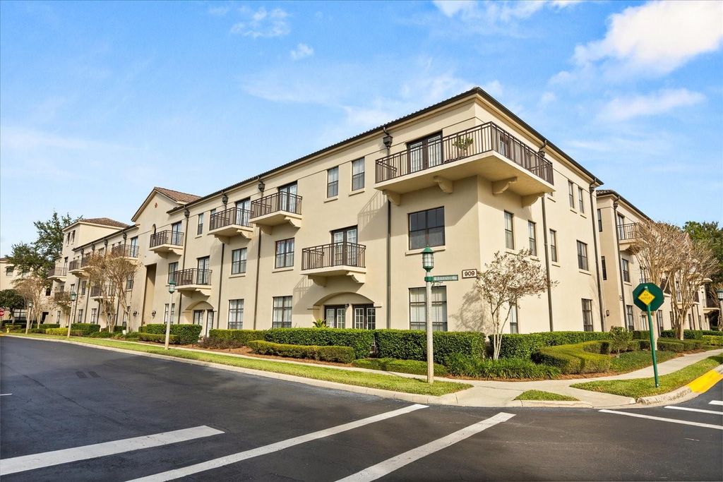 909 WATERSIDE LANE 307, Celebration, FL 34747