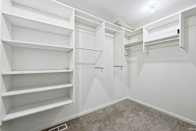 3308 Casselwood Drive, Fort Wayne, IN 46816