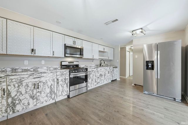 3308 Casselwood Drive, Fort Wayne, IN 46816