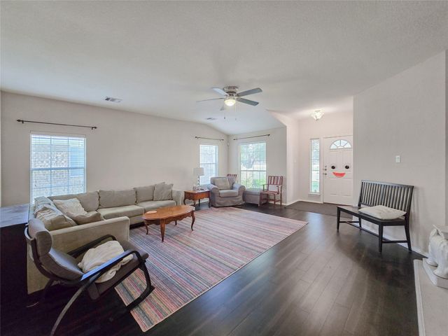 11704 Fletcher Hall LN, Austin, TX 78717