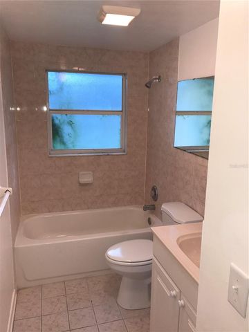 906 HOMEWOOD DRIVE, Brandon, FL 33511